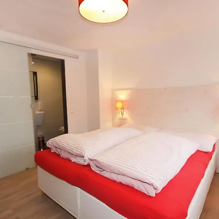 Dr-steiner By Interhome زيل أم سي